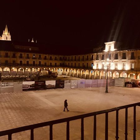 Arquitecto De La Vida- Plaza Mayor เลออน ภายนอก รูปภาพ